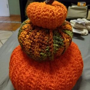 Handcrafted Knitted Pumpkin Decor Set - Orange and Green
